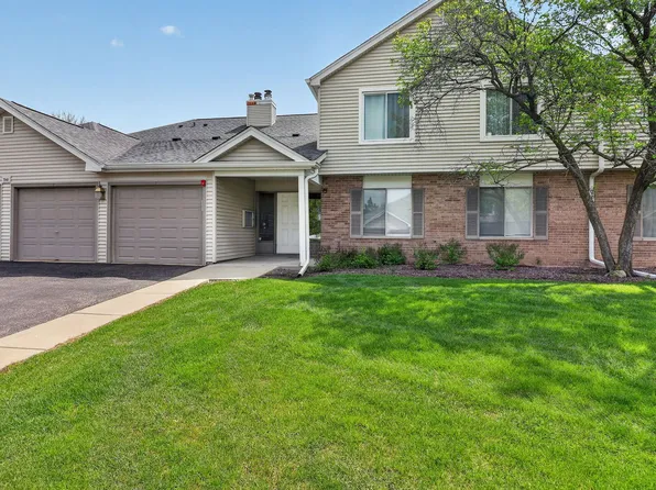 7040 Remington Ct APT 101, Woodridge, IL 60517