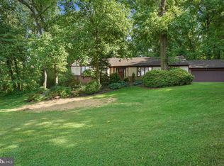 881 Scholl Rd, Pottstown, PA 19465