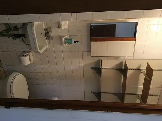 Rented by Alex Tembelis, LREB | media 25