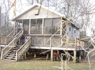 101 Riverside Dr, Picayune, MS 39466
