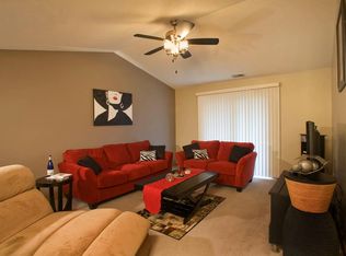 6130 NW 2nd Cir APT 401, Lincoln, NE 68521