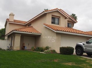 2951 Wimbledon Dr, Corona, CA 92879