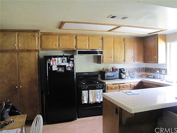 2nd image of 1579 Buckeye St