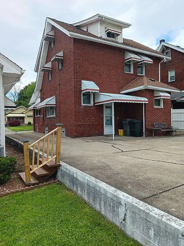 Building Photo - 51 Rhoda Ave