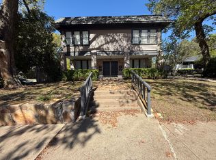 5803 Tremont St APT B, Dallas, TX 75214