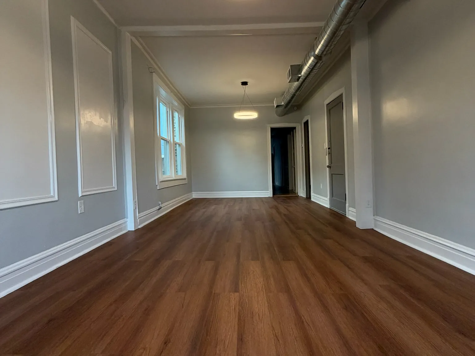 3 bed, $2,100 — Photo 2