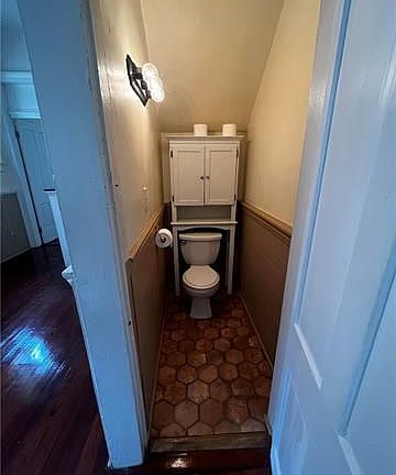 4th image of 7425 Freret St