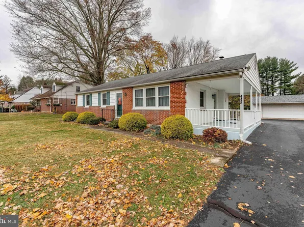 448 Schoolhouse Rd, Pottstown, PA 19465