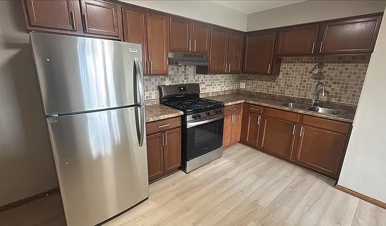 4920 Harold Ave #2C — Photo 3