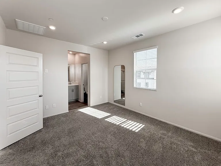 28076 Melrose Dr — Photo 53