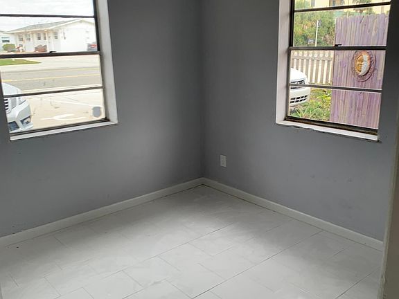 5th image of 3632 S Atlantic Ave #1