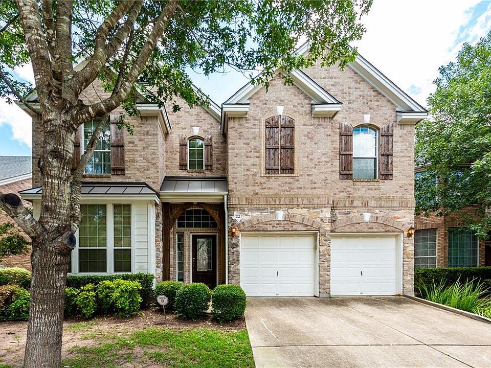 1st image of 11608 Spicewood Pkwy Unit 22