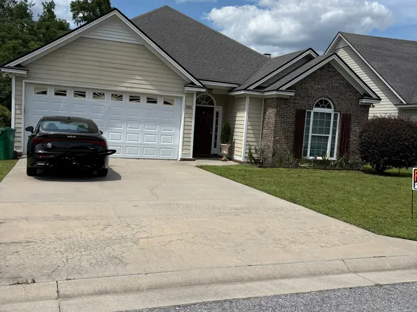 3883 Napa Dr, Valdosta, GA 31605