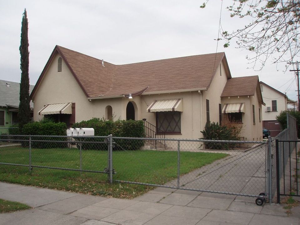 1st image of 1381 N Arrowhead Ave