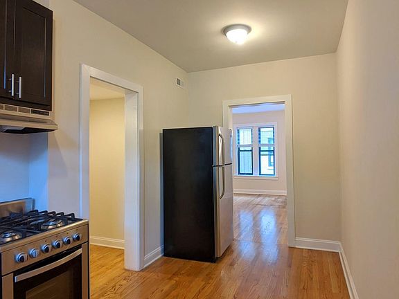 3rd image of 40345 N Ashland Ave #2W