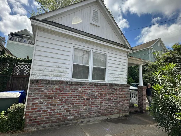 227 Fishburne St, Charleston, SC 29403