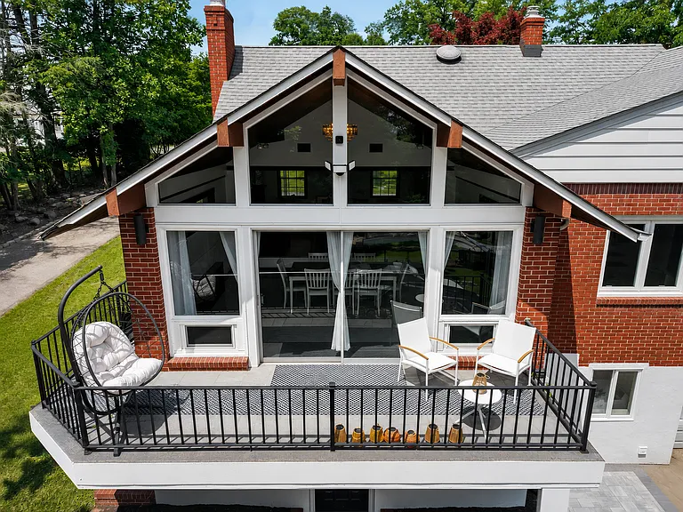 140 N Farview Ave — Photo 34
