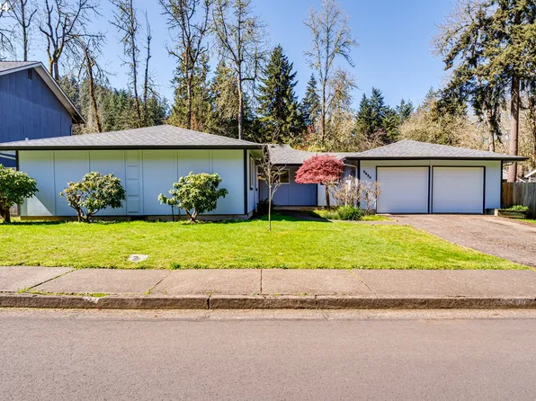 2620 Windsor Cir E, Eugene, OR 97405