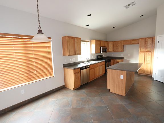 4th image of 4427 S Camino De Oeste