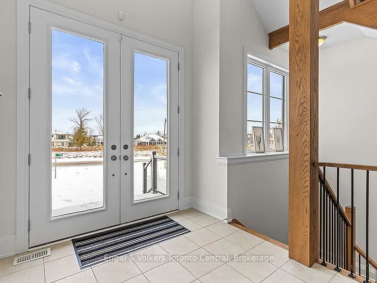 110 Dorothy Dr — Photo 3
