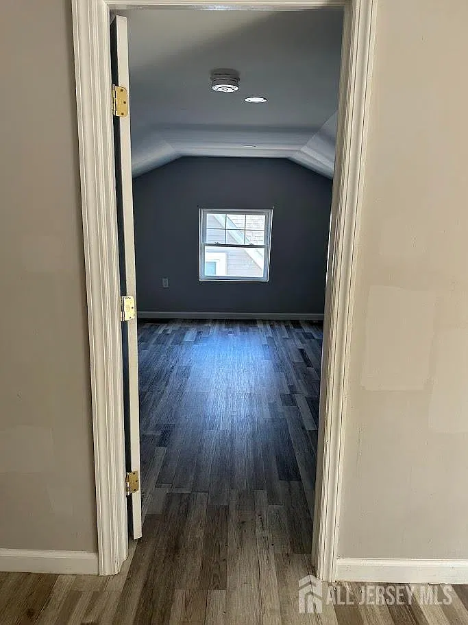 3 bed, 2.0 bath, $3,000 — Photo 4