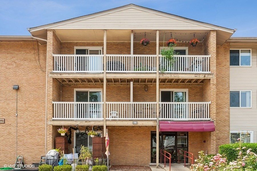 1st image of 940 Beau Dr Unit 204