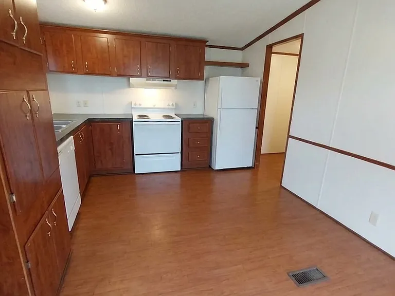 Sunset Ridge MHC — Photo 84