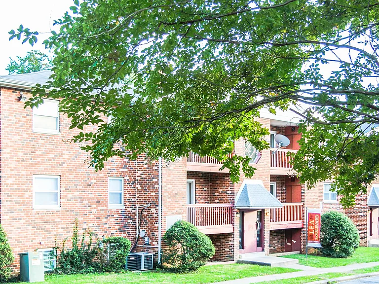 Lea Boulevard Apartments — Photo 5