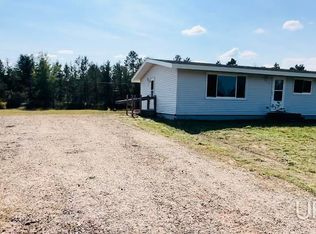 136 Riverland Dr, Marquette, MI 49855