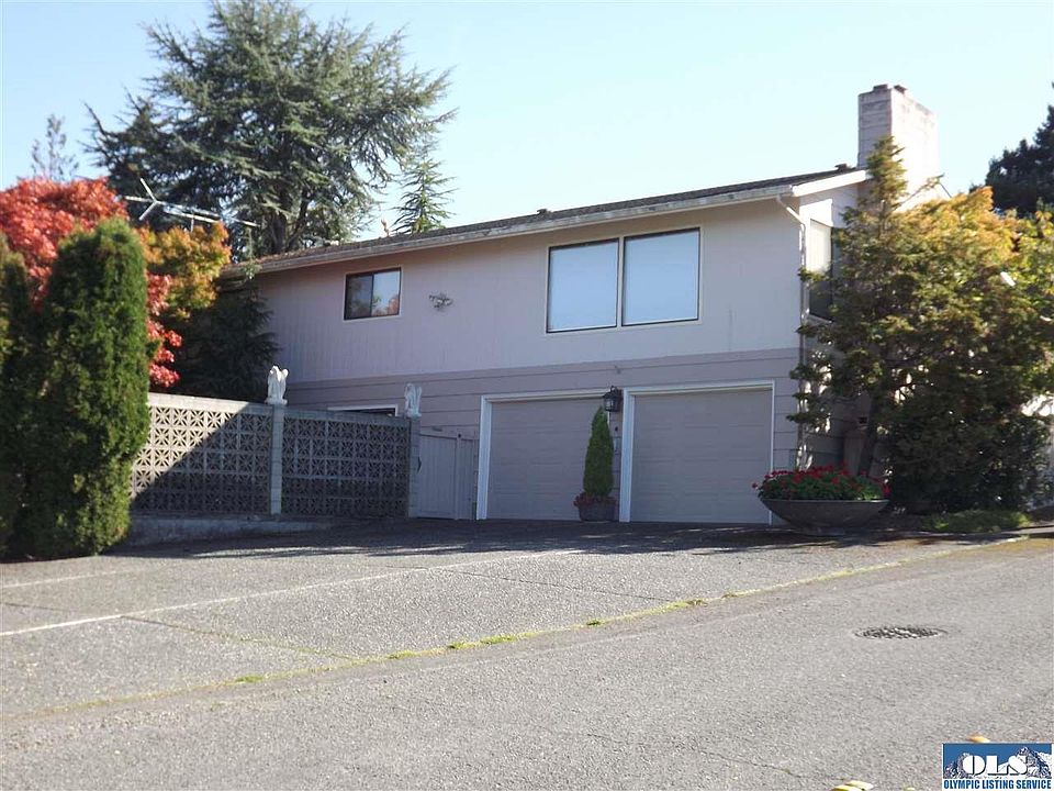 1st image of 1203 E Craig Ave