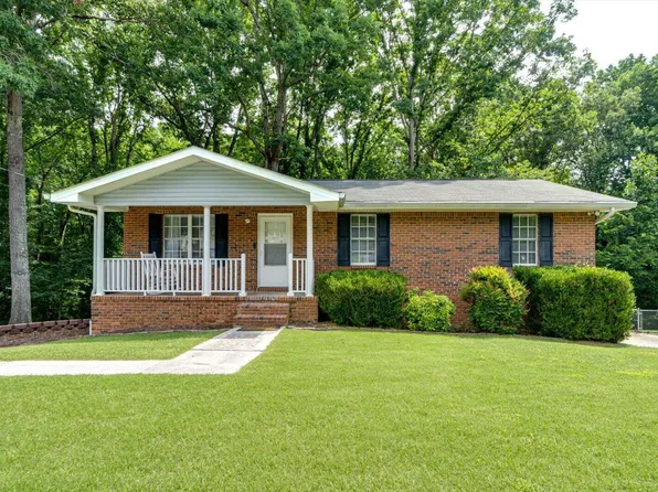 1431 N Winer Dr, Soddy Daisy, TN 37379