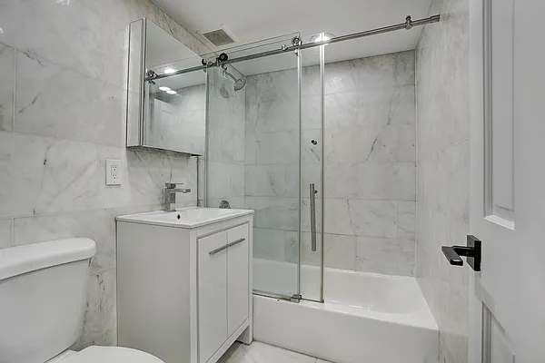 Rented by Creed Realty Group | media 10