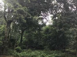 366 Woodmont Rd, Hopewell Junction, NY 12533