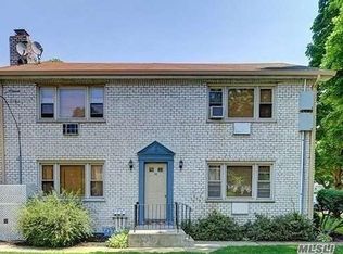 84 Cardinal Ln APT 2A, Islip, NY 11751
