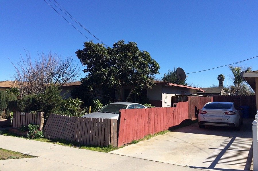 2nd image of 250 4th St