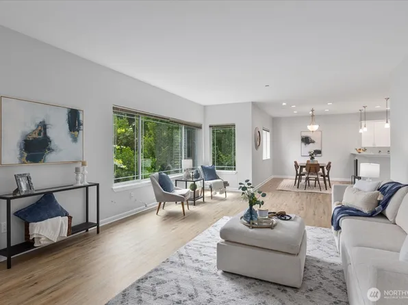 15000 Juanita Drive NE #402, Kenmore, WA 98028