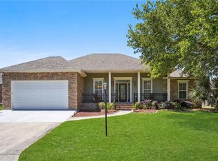 104 Constellation Dr, Slidell, LA 70458