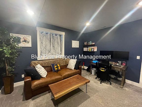 4th image of 745 Twilight Dr