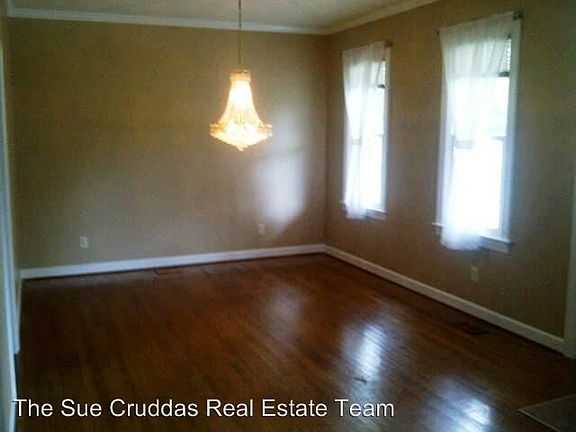 5th image of 103 Edinburgh Ct