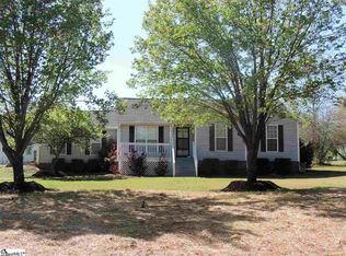 1151 Memorial Dr, Greer, SC 29651