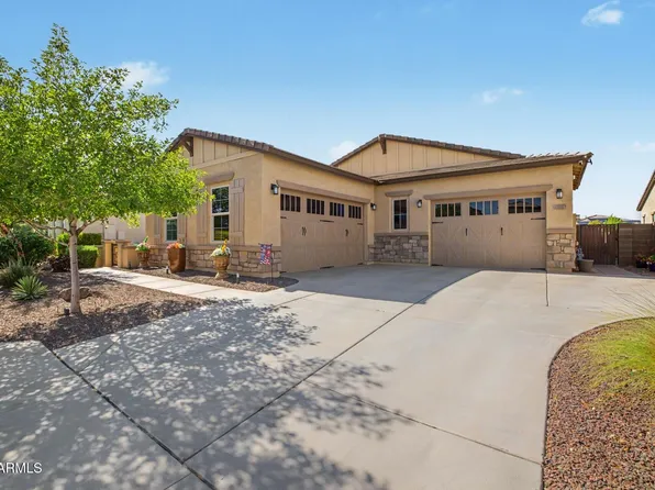 17232 W ECHO Lane, Waddell, AZ 85355