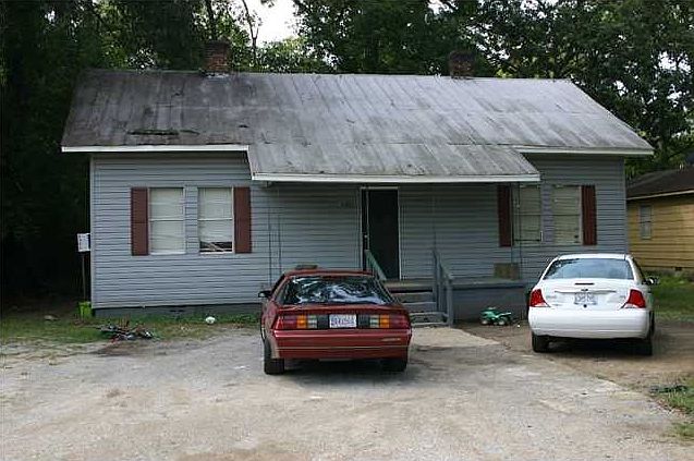 1st image of 2781 Elm St