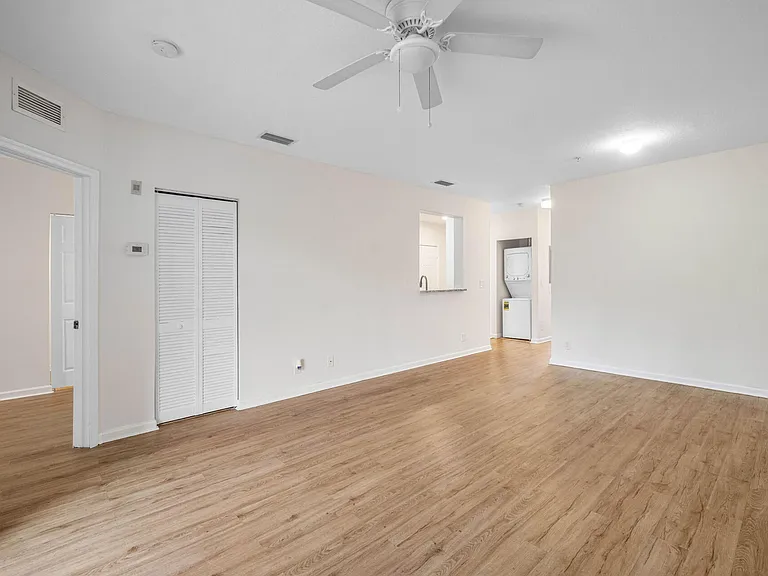 1161 Golden Lakes Blvd #1325 — Photo 11