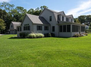 10 Eel River Rd, Osterville, MA 02655