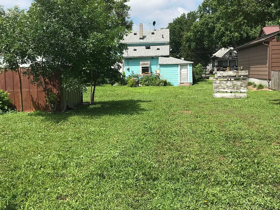 2nd image of 1411 S 2nd St