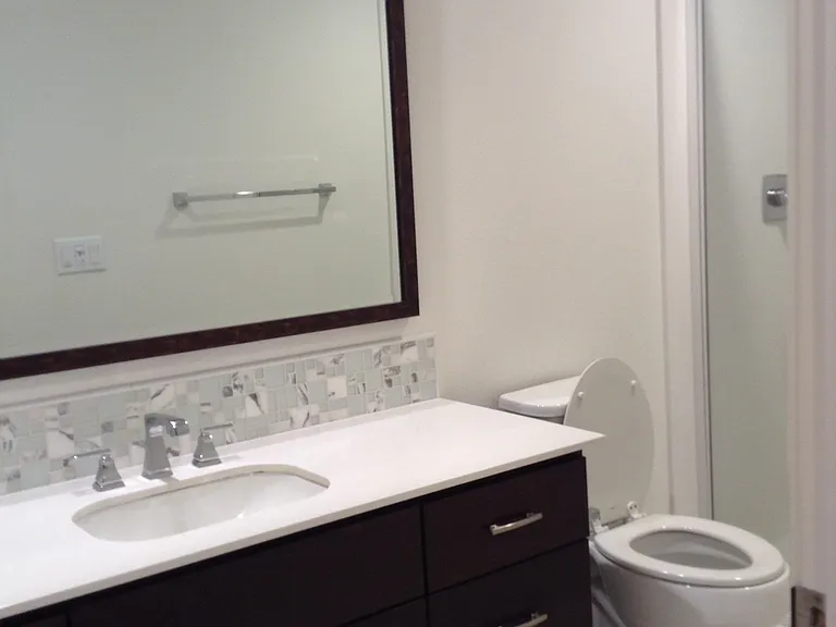 413 Wayland Loop — Photo 16