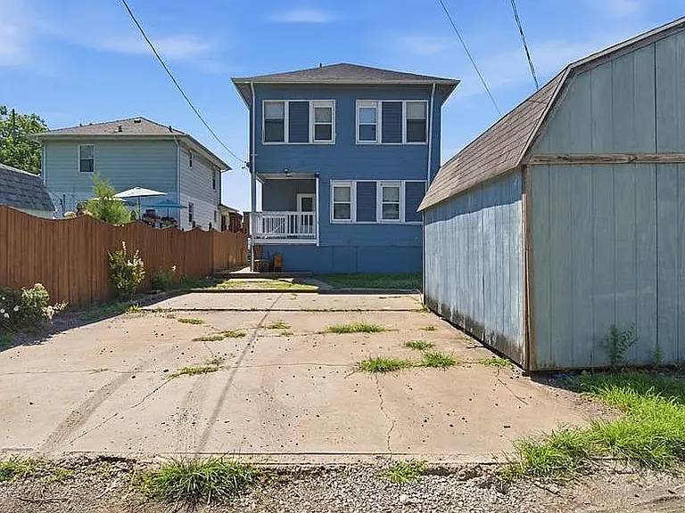 2605 Washington Ave — Photo 19