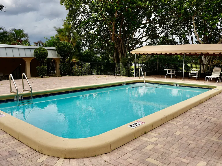 6001 N Falls Circle Dr #203 — Photo 2