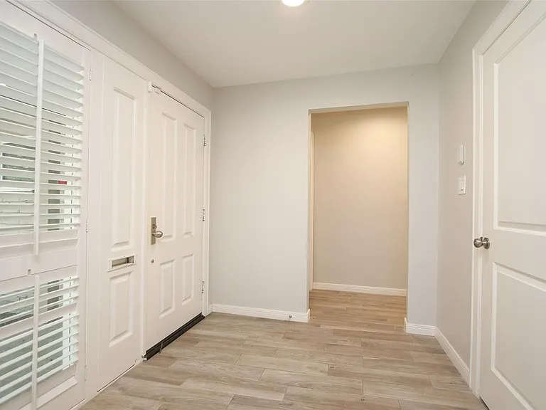 3603 Tartan Ln — Photo 2