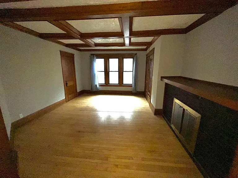 1005 Grove Ave #L — Photo 3
